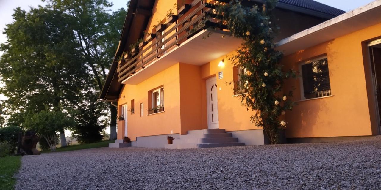 House Jelena&Marija Apartamento Rakovica Exterior foto
