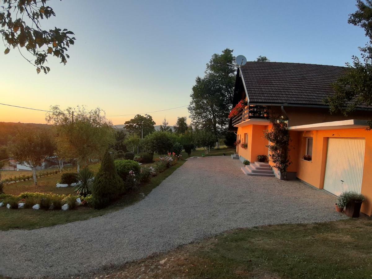 House Jelena&Marija Apartamento Rakovica Exterior foto