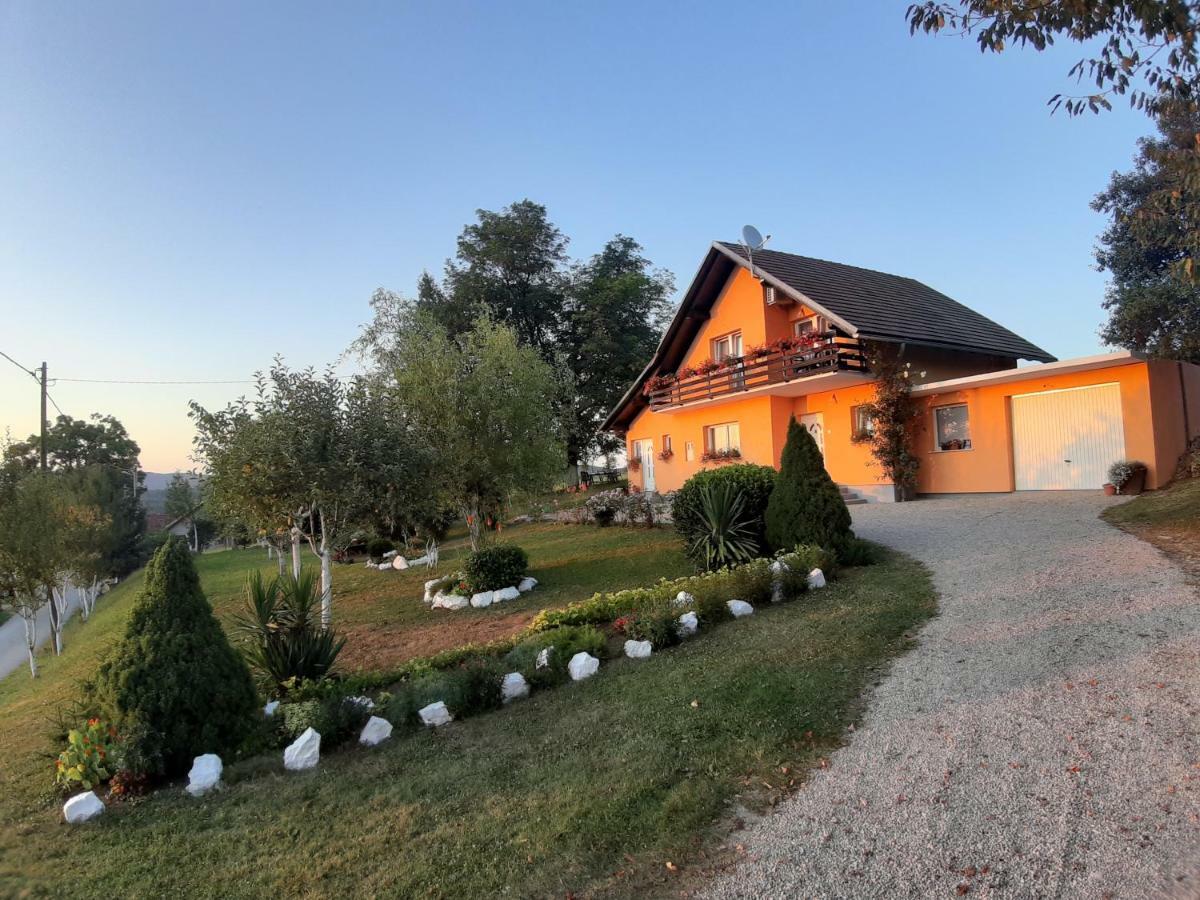 House Jelena&Marija Apartamento Rakovica Exterior foto