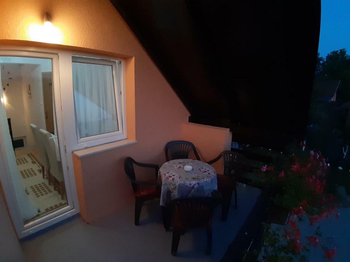 House Jelena&Marija Apartamento Rakovica Exterior foto